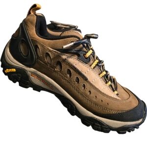 Merrell Pulse 2 Kangaroo Boa Grey Athletic Footwear Womens Size 9.